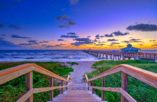 Juno Beach Pier