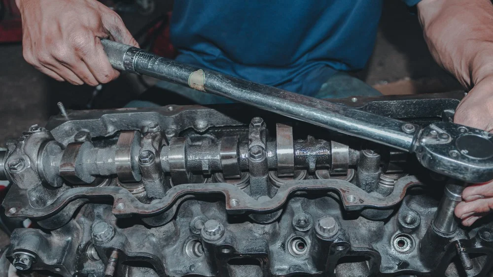 Engine mechanical repair